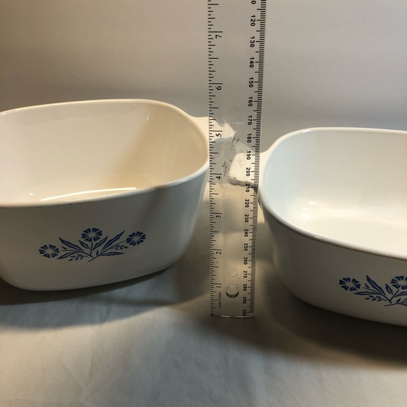 Vintage Corning ware Dishes (no lids) 6 & 7 Cup Casserole Dishes made in Canada - Picture 8 of 10